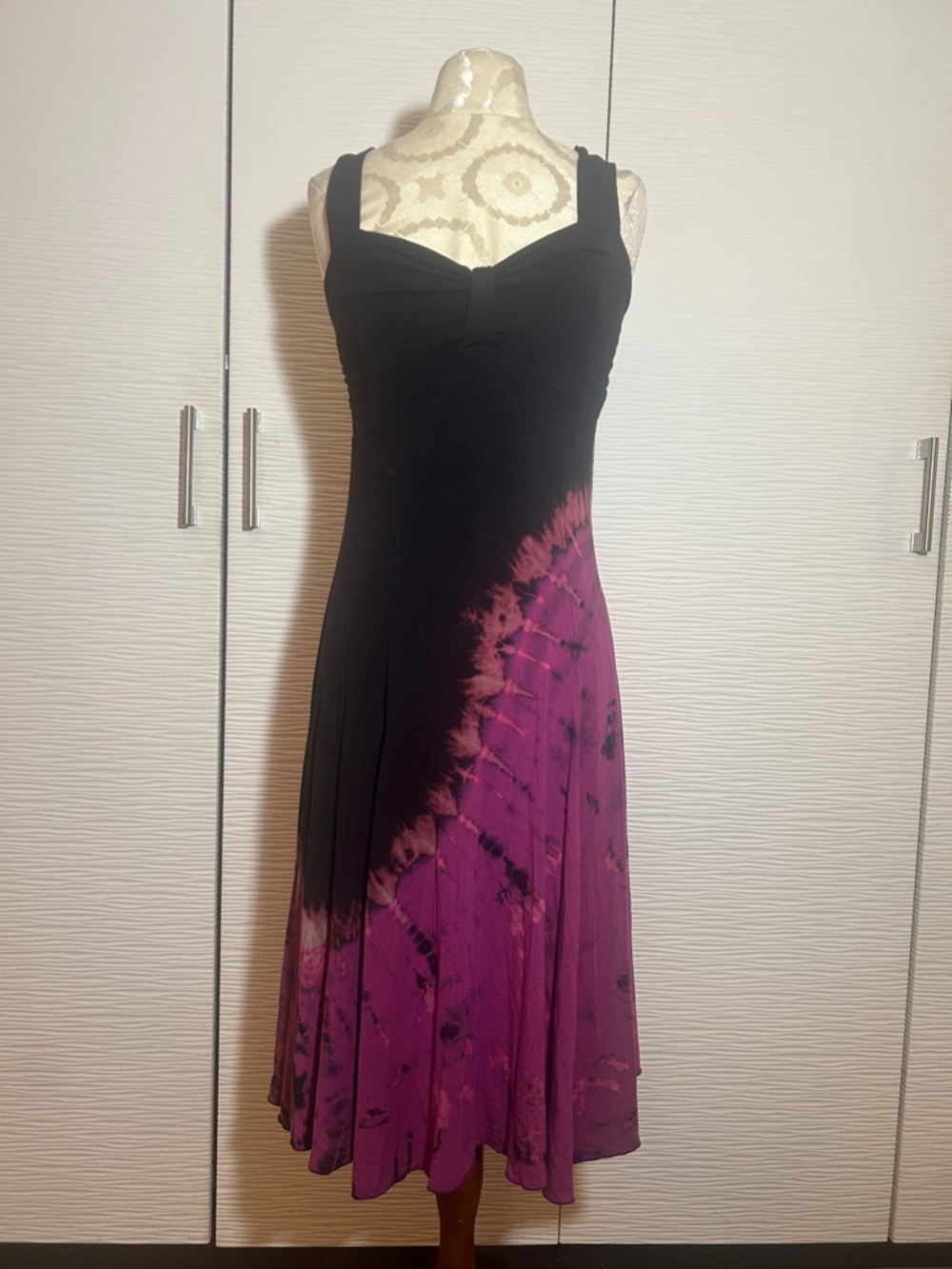 Soft & Stretchy Tie-Dye Midi Dress, S/M
